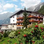 Garni Fiegl 3* Sölden