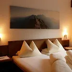 Garni Fiegl Hotel 3*