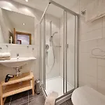 Hotel Garni Fiegl 3*