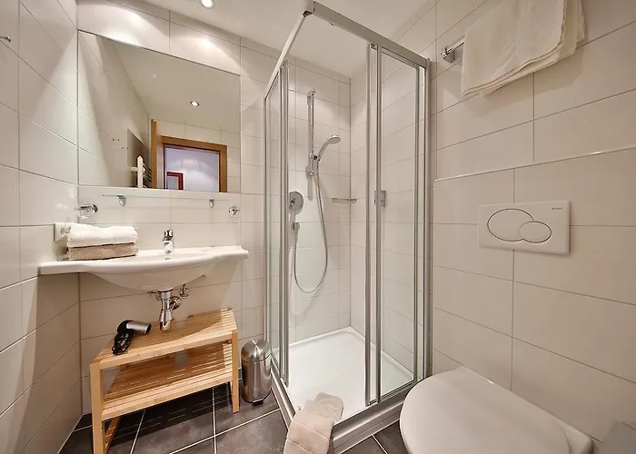 Hotel Garni Fiegl 3*