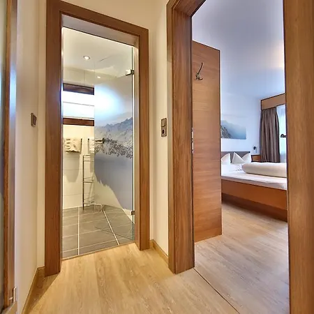 Garni Fiegl 3* سولدن