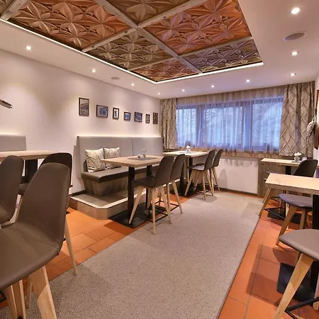 Garni Fiegl Отель Зёльден