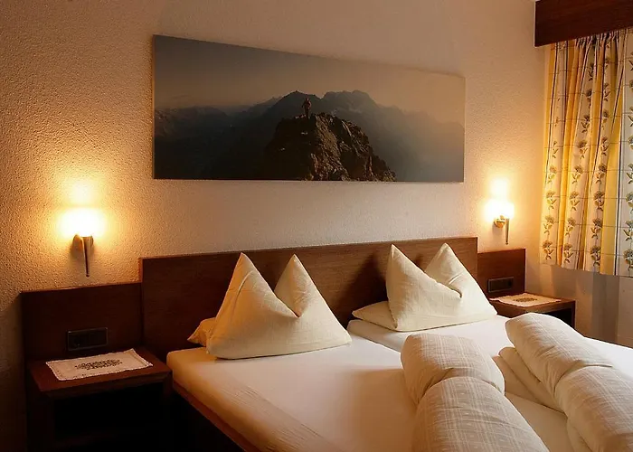 Garni Fiegl Hotel 3*