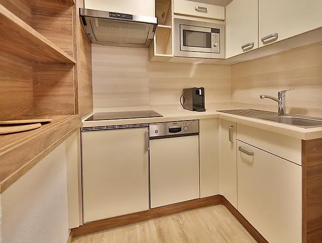 酒店 伽尼费格公寓酒店 3*