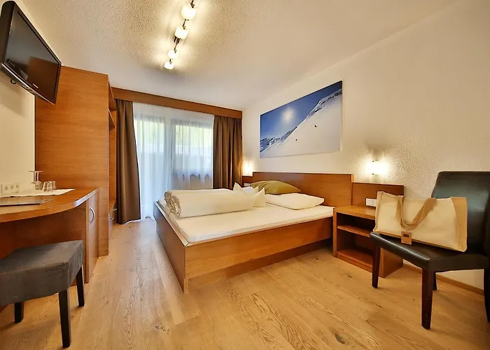 Hotel Garni Fiegl 3*