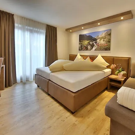 酒店 伽尼费格公寓酒店 3*